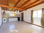 Casa 2 dormitorios con gas natural! Villa Giardino!