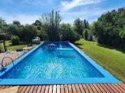 Casa 2 dormitorios con pileta La Plata