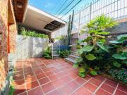 Casa 2 dormitórios e comércio à venda no Moinho Velho...