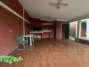 CASA 2 DORMITORIOS EN VENTA A METROS DEL RIO EN LAS...