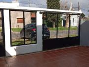 Casa 2 dormitorios en Venta. Apta Banco