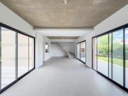 Casa 2 dormitorios, jardin, cochera, Funes, Condo DM...