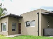 Casa 2 dormitorios, Jardín y Piscina Puerto Roldán...