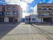 CASA 2 DORMITORIOS y COCHERA EN VENTA LA PLATA