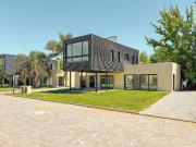 Casa 2 Hab con jardín y pileta, Catamarca 1140 Funes