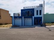 CASA 2 NIVELES RECAMARA MASTER EN PLANTA BAJA PUNTA AZUL...