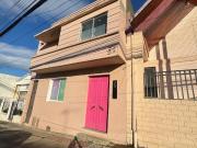 CASA 2 PISO EN JOSÉ MENÉNDEZ