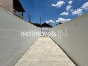 Casa 2 quartos c/ 2 vagas à venda no Jardim Leblon!