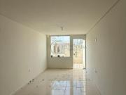 CASA 2 QUARTOS COM 1 VAGA APENAS 245MIL