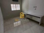 Casa 2 quartos, Moinho dos Ventos GoiÃ¢nia/GO