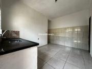 Casa 2 quartos para locação no Bairro Milionários