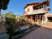 Casa 300 m² com 3 Quartos / 1 Suíte à Venda no Centro de...