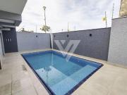 Casa com 5 dormitórios à venda, 362 m² por R$...
