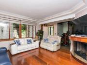 Casa 381m² 5 dormitórios, 1 suíte, piscina e 6 vagas no...