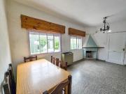 Casa 3 amb. + Depto. 2 amb. Ap. Crédito Nápoles y Int....