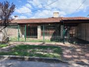 Casa 3 amb en venta en Barrio Parque Calchaquí