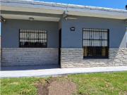 Casa 3 amb. Lote de 700 m2. Brandsen y 178