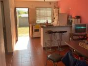 CASA 3 AMB patio, cuarto de guardado cochera parrilla