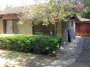 CASA 3 AMBIENTES c/ PATIO y GARAGE ALQUILER CITY BELL