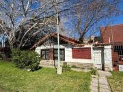 Casa 3 Ambientes con Garaje y Patio en Constitución –...