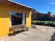 Casa 3 ambientes con Pileta Zona Sur