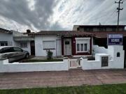 CASA 3 AMBIENTES EN LOTE PROPIO CON TROTADORA Y GRAN PATIO