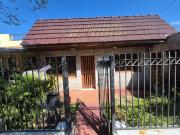 CASA 3 AMBIENTES EN VENTA CENTRO DE GLEW APTA CRED