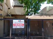 Casa 3 ambientes en venta en Bernal Oeste