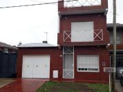 Casa 3 ambientes en venta en Quilmes Oeste
