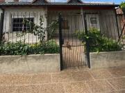 CASA 3 AMBIENTES PERMUTA