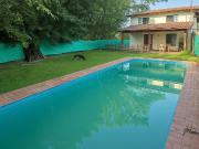 CASA 3 AMBIENTES PILETA PARRILLA COCHERA