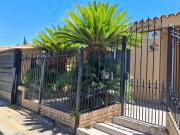 CASA 3 AMBIENTES VENTA SOLANO COCHERA Y JARDIN