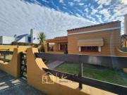 Casa 3 Dorm 2 Baños Escritorio Sótano Quincho