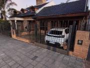 CASA 3 DORM 2 BAÑOS ZONA JARDIN JOCKEY APTO CRED