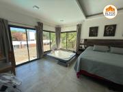 CASA 3 DORM. – 3BÑOS – COCHERA DOBLE – VILLA ALLENDE