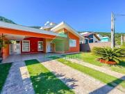 Casa 3 Dorm com Suíte e Piscina em Condominio Fechado