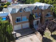 Casa 3 Dorm. con Pileta Barrio Jardines del Rey Neuquen