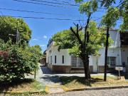 CASA 3 DORMI TERRAZA COCHERA Excelente! BANFIELD