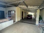 Casa 3 dormitÃ³rios Ã venda De Lourdes AnÃ¡polis/GO