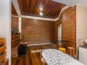 Casa 3 dormitorio com 230m2 pátio com piscina no bairro... Casa 3 dormitorio com 230m2 pátio com piscina no bairro...