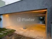 Casa, 3 dormitórios, 180 m², em Centro