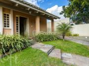 Casa, 3 dormitórios, 240 m², em Partenon