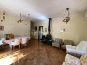 Casa, 3 dormitórios, 250 m², em Centro