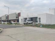 CASA 3 DORMITORIOS 2 BAÑOS SAN IGNACIO VILLAGE