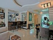 Casa 3 dormitórios, 300m², 3 banheiros, 4 garagens,...