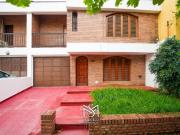 Casa 3 Dormitorios 3 Baños Barrio Jardín – Apta Crédito...