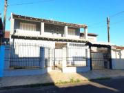 Casa 3 dormitórios a venda