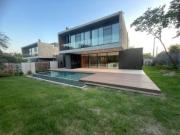 Casa 3 dormitorios Complejo AMARA Av. Argentina 193...