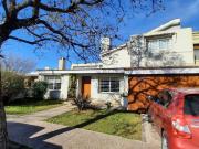 CASA 3 DORMITORIOS CON PILETA EN URCA