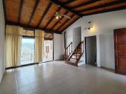 CASA 3 DORMITORIOS + DPTO EN R CEBALLOS, HIPOTECAR
